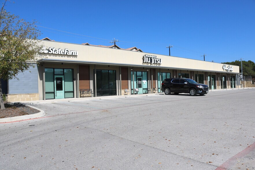 19338 Babcock Rd, San Antonio, TX à louer - Photo de l’immeuble – Image 1 sur 4