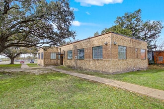 903 S Texas Ave, College Station, TX à louer Photo intérieure– Image 1 sur 21