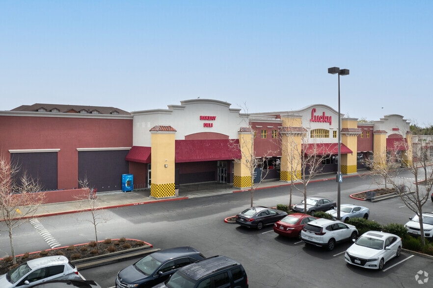 32300 Dyer St, Union City, CA à vendre - Photo principale – Image 1 sur 13