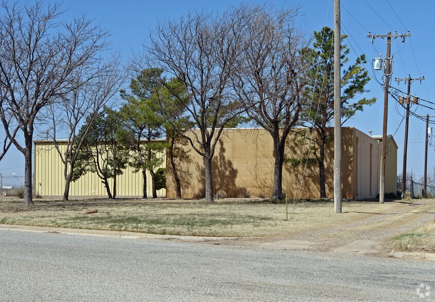 1725 N Nashville Ave, Lubbock, TX à vendre - Photo de l’immeuble – Image 2 sur 2