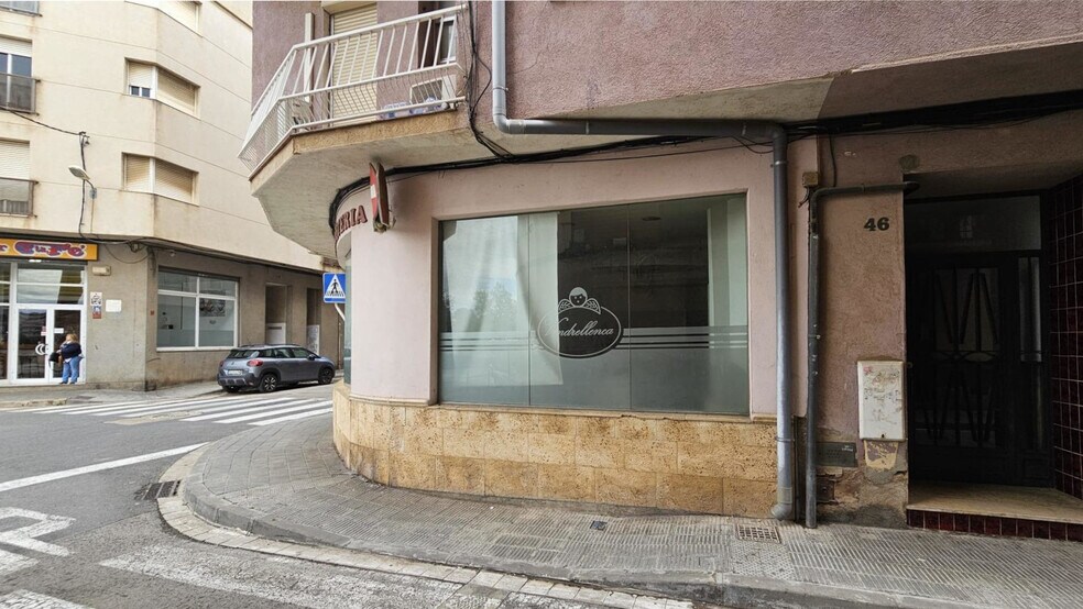 Immeuble residentiel dans El Vendrell, Tarragona à vendre - Photo de l’immeuble – Image 2 sur 3