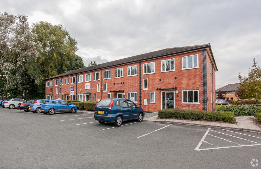 Electra Way, Crewe à louer - Photo principale – Image 1 sur 8
