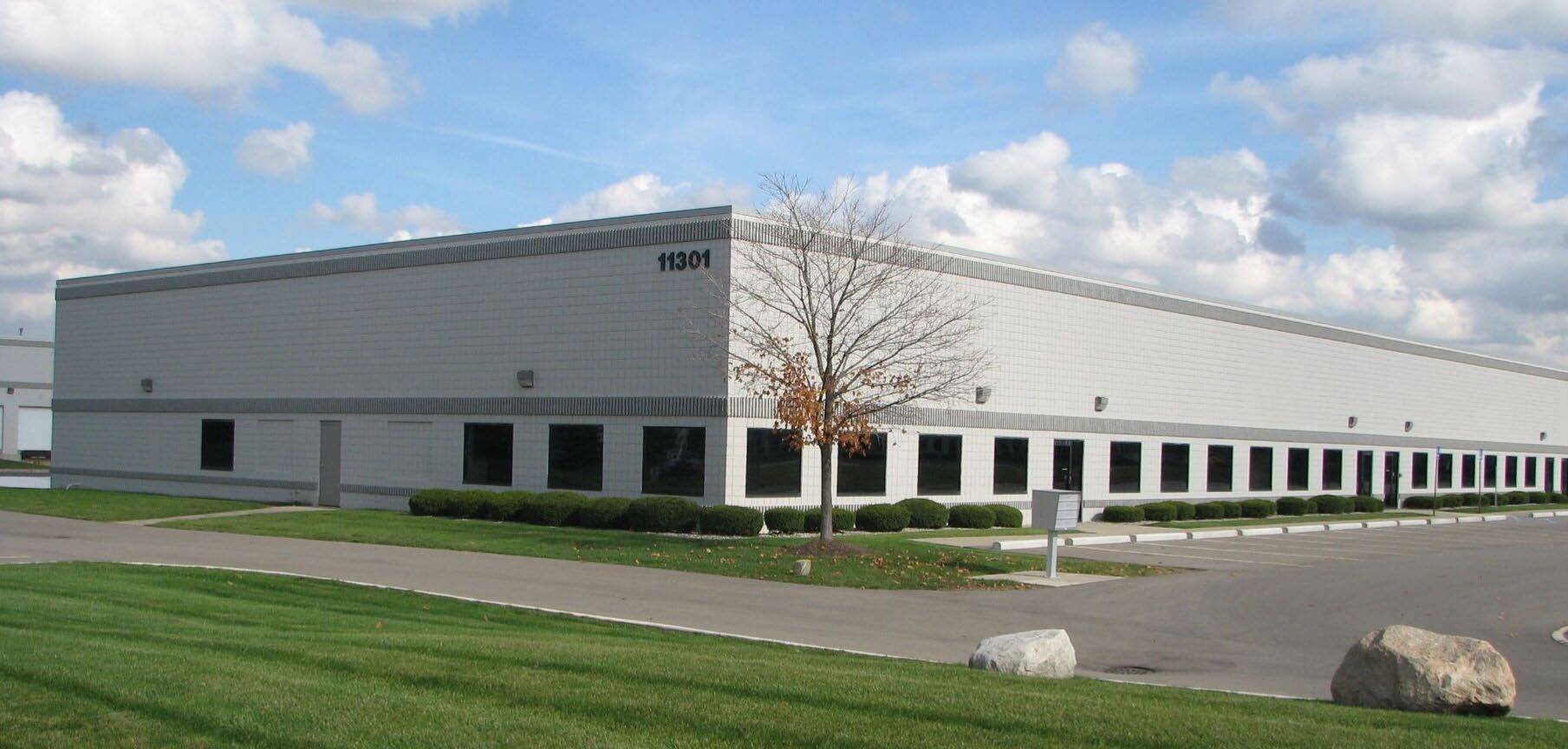 11301 Metro Airport Center Dr, Romulus, MI à louer Photo de l’immeuble– Image 1 sur 4