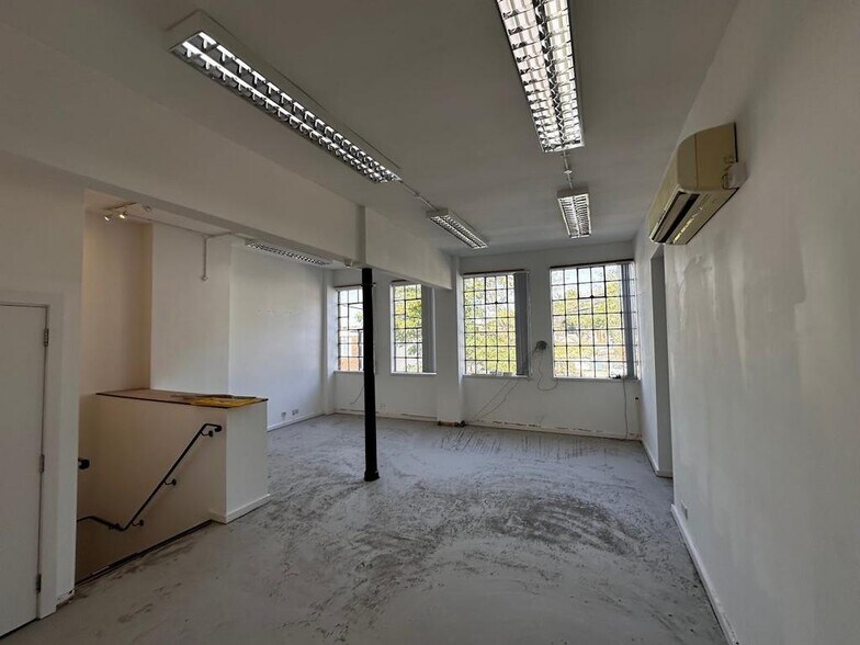 8 Allcock St, Birmingham à louer - Photo de l’immeuble – Image 3 sur 11
