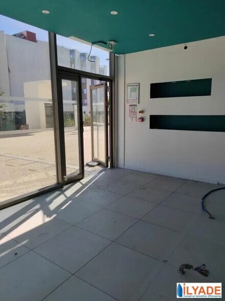 750 Avenue Emile Bodin, La Ciotat à louer - Photo de l’immeuble – Image 2 sur 5
