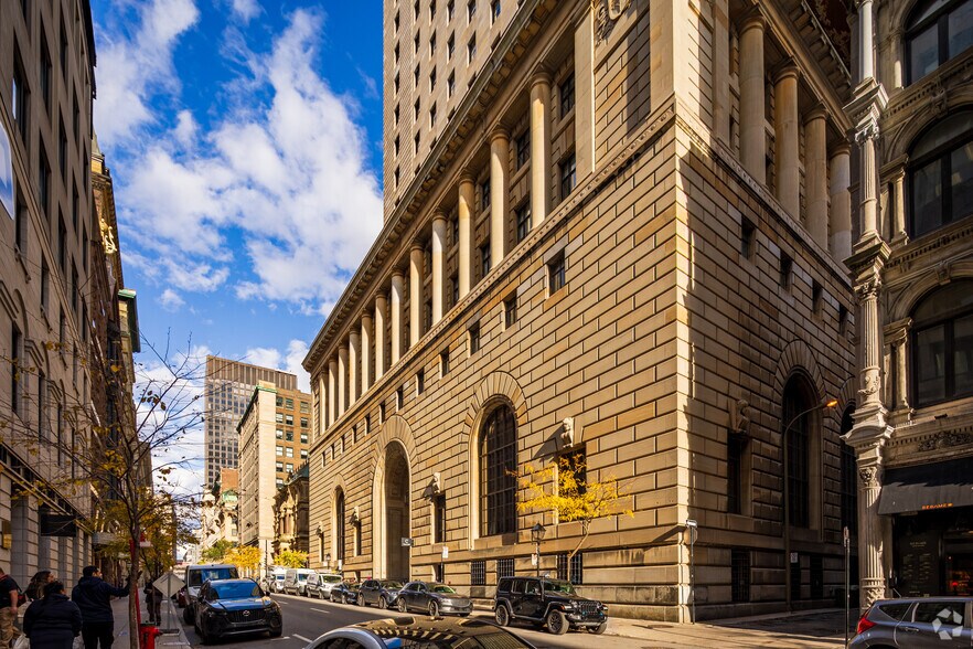 360 Rue Saint-Jacques, Montréal, QC à louer - Photo de l’immeuble – Image 3 sur 13