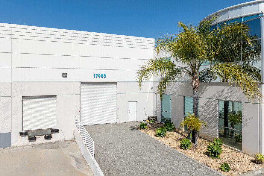 17003-17005 Evergreen Pl, City Of Industry, CA à louer - Photo de l’immeuble – Image 3 sur 6