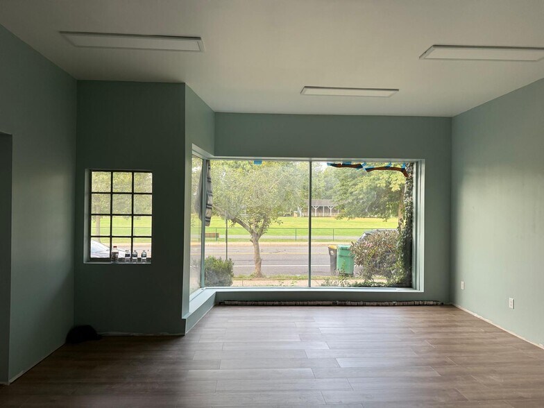 16 Peapack Rd, Far Hills, NJ à louer - Photo de l’immeuble – Image 2 sur 5