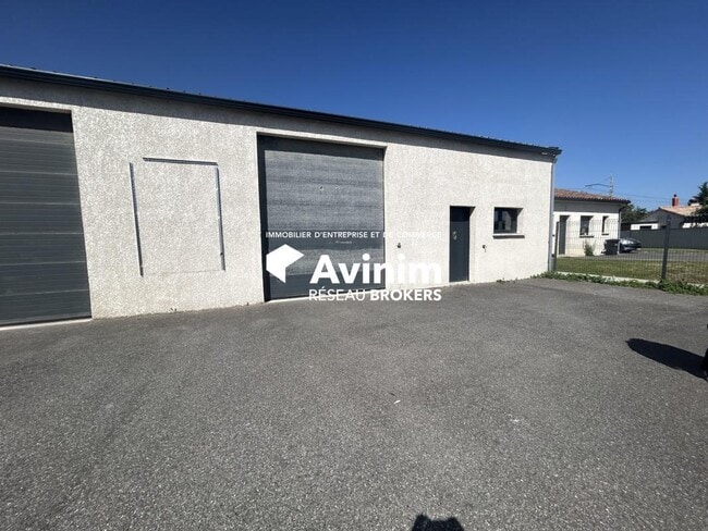 Plus de détails pour Industriel/Logistique à louer