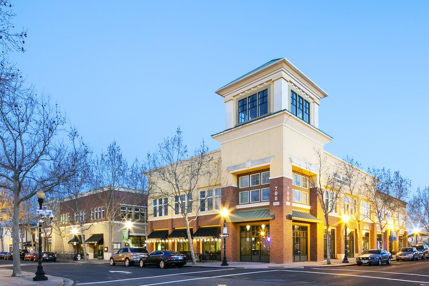 700 Main St, Suisun City, CA à vendre - Photo de l’immeuble – Image 3 sur 44