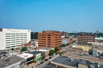 2 Simcoe St, Oshawa, ON - VUE AÉRIENNE  vue de carte