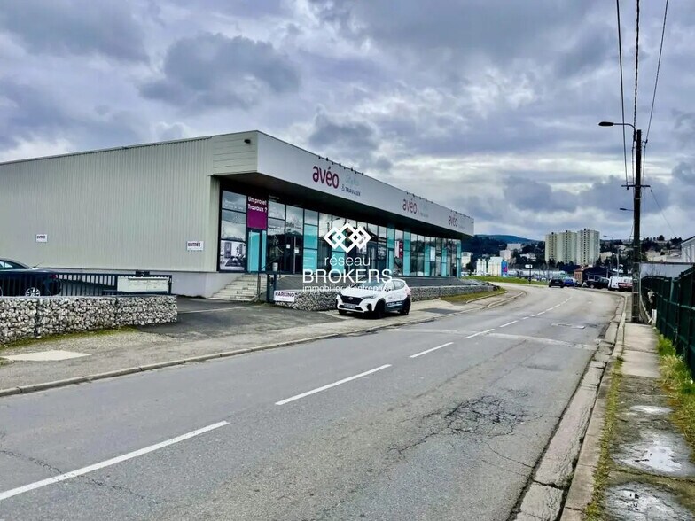 31 Rue Jean Huss, Saint-Étienne à louer - Photo de l’immeuble – Image 1 sur 4