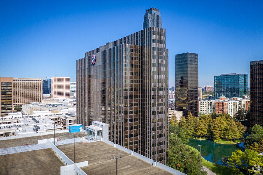 3000 Post Oak Blvd, Houston, TX à louer - Photo de l’immeuble – Image 3 sur 5