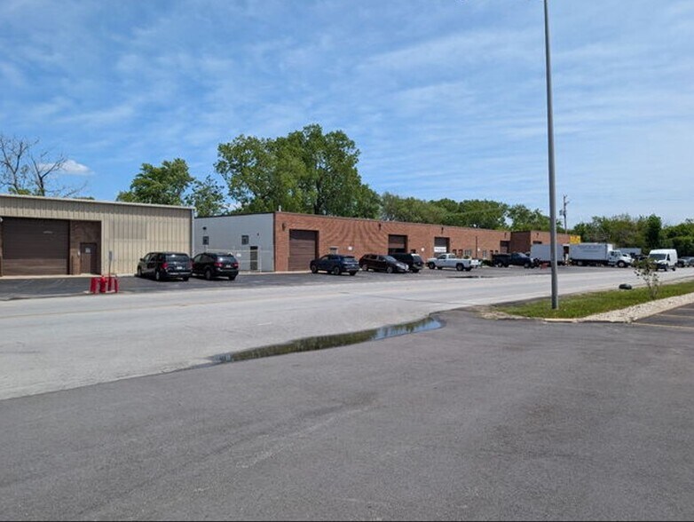 3210-3244 Wireton Rd, Blue Island, IL à vendre - Photo de l’immeuble – Image 2 sur 3