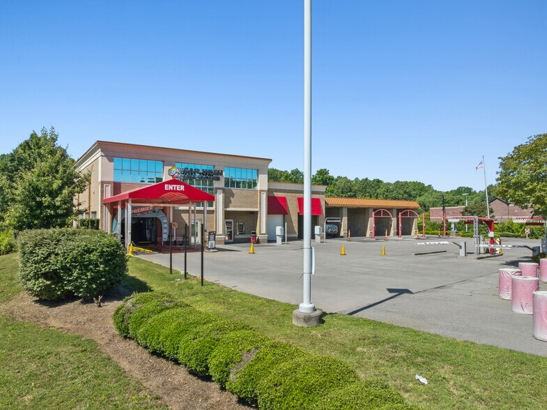 11571 Clayton Boulevard, Clayton, NC à vendre - Photo de l’immeuble – Image 3 sur 24