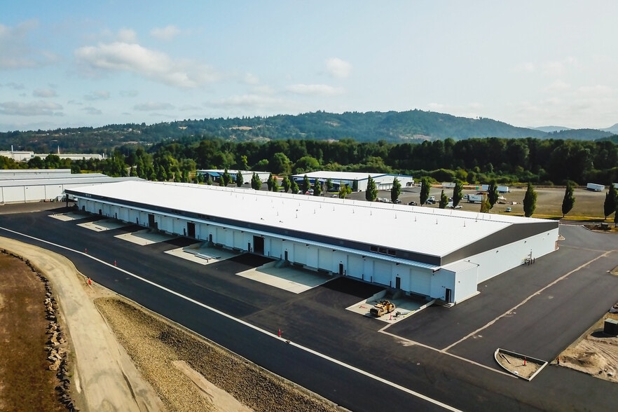 2550 N Hendrickson Dr, Kalama, WA à louer - Aérien – Image 2 sur 10