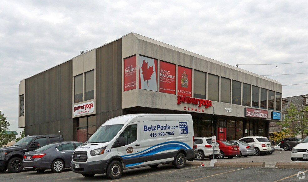 1092 Islington Ave, Toronto, ON à louer - Photo de l’immeuble – Image 2 sur 3