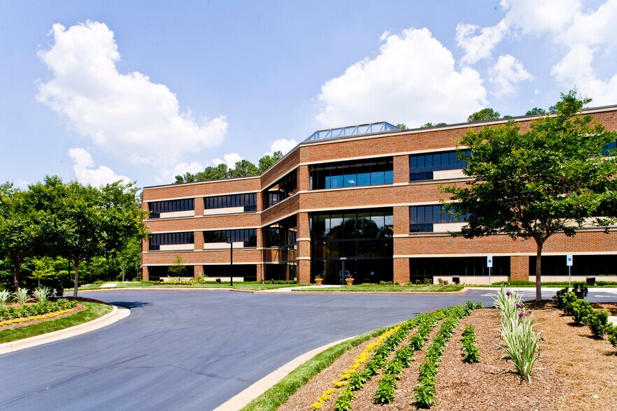 3600 Glenwood Ave, Raleigh, NC à louer - Photo de l’immeuble – Image 2 sur 4