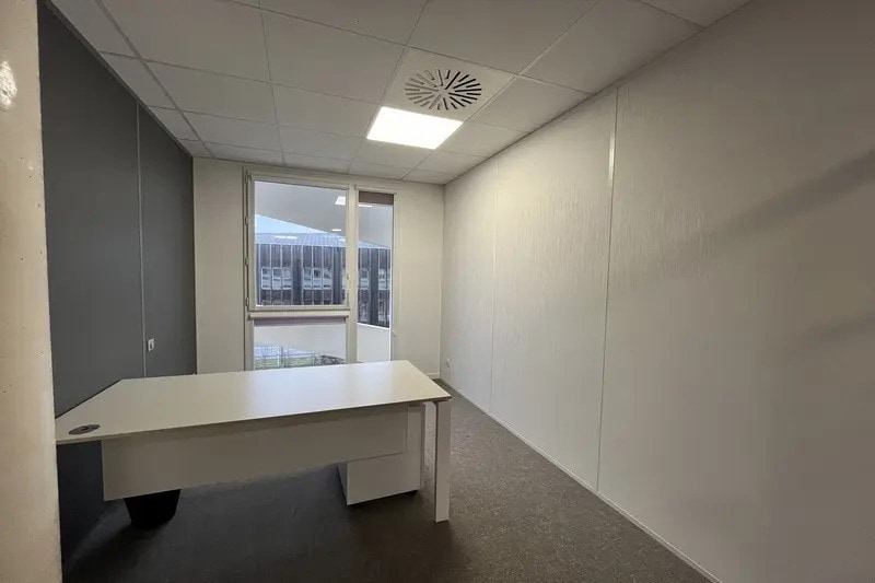 Bureau dans Montpellier à vendre - Photo de l’immeuble – Image 2 sur 10