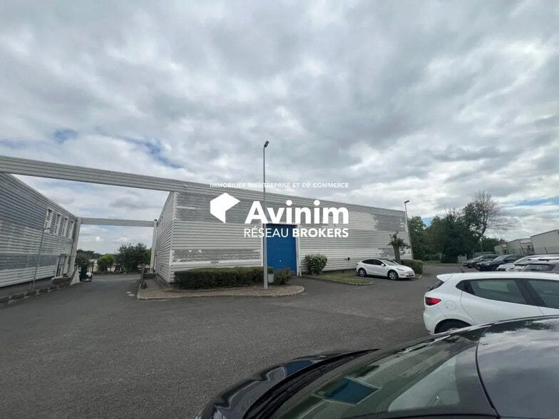 Industriel/Logistique dans Gonesse à vendre - Photo de l’immeuble – Image 1 sur 7