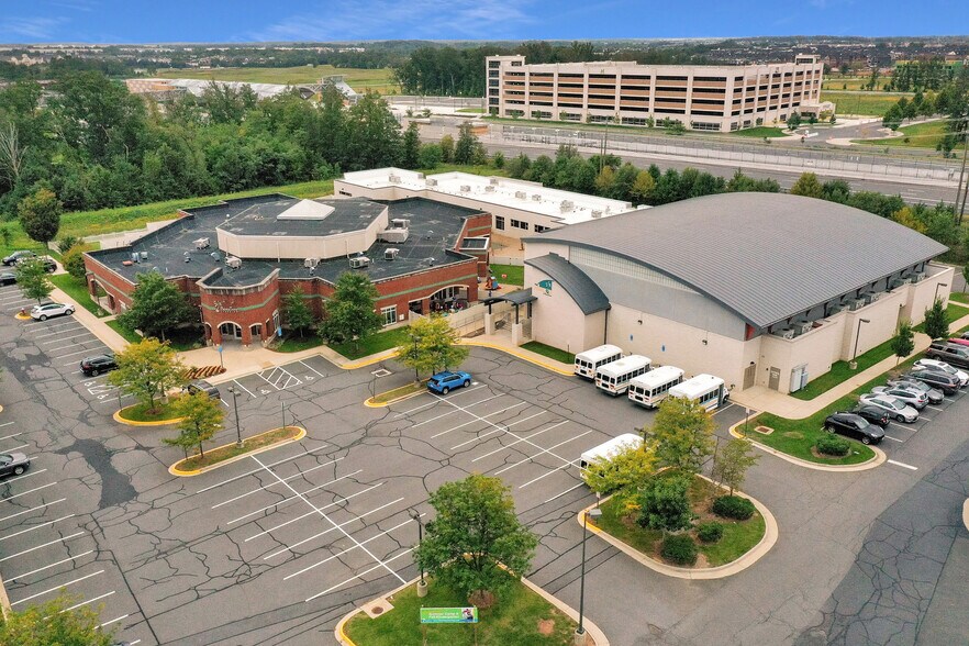 43629 Greenway Corporate Dr, Ashburn, VA à louer - Photo de l’immeuble – Image 2 sur 13