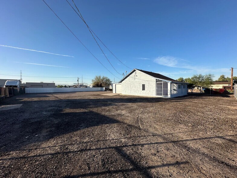 1309-1313 W Lincoln St, Phoenix, AZ à louer - Photo de l’immeuble – Image 3 sur 11