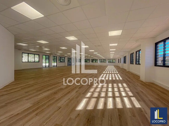 Plus de détails pour Bureau à louer