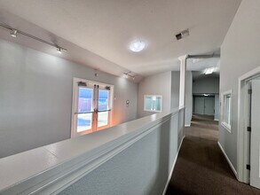 2665 Bechelli Ln, Redding, CA à louer Photo intérieure– Image 2 sur 13