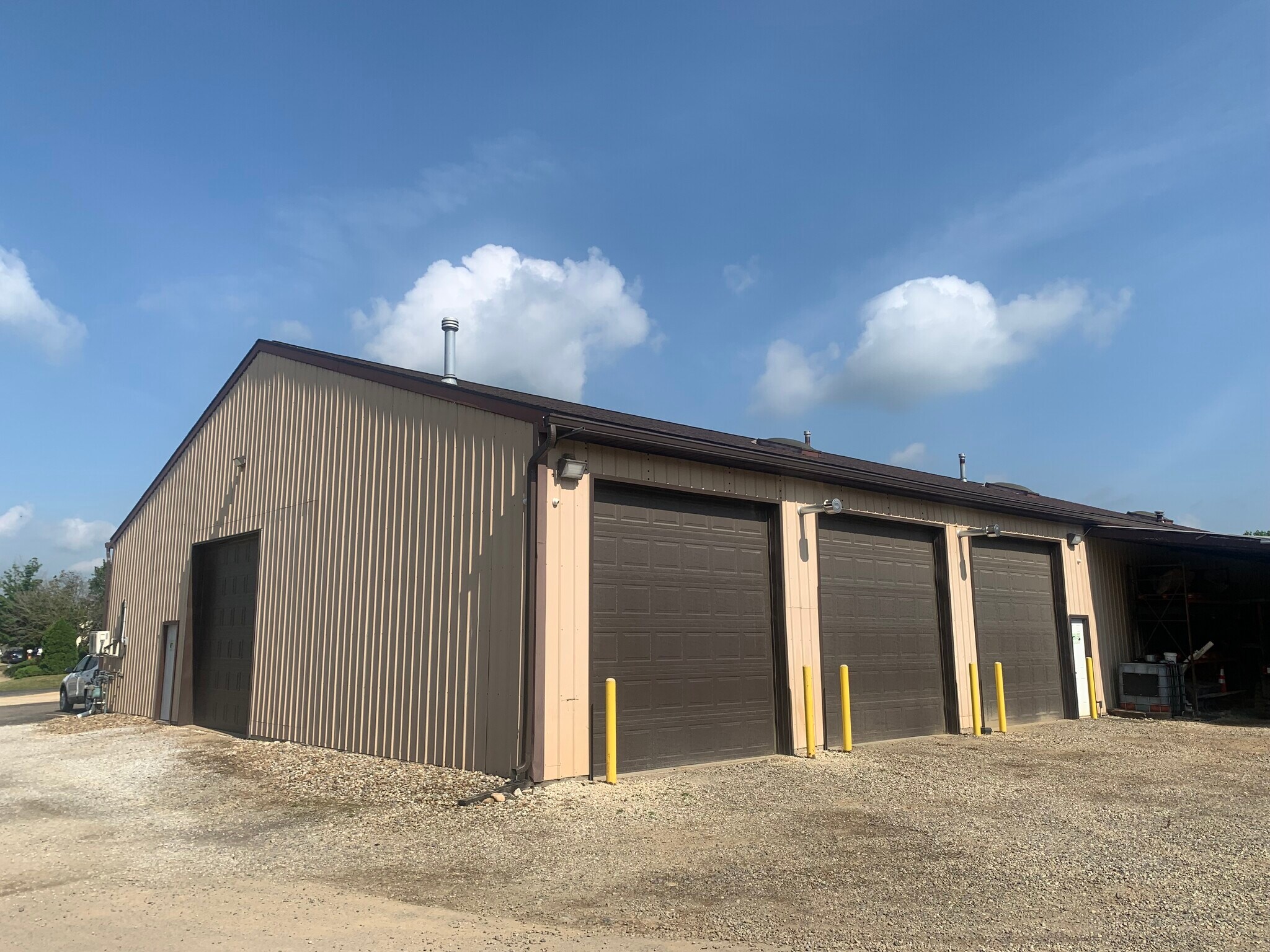 463 Etheridge Blvd S, Canal Fulton, OH à louer Photo de l’immeuble– Image 1 sur 6