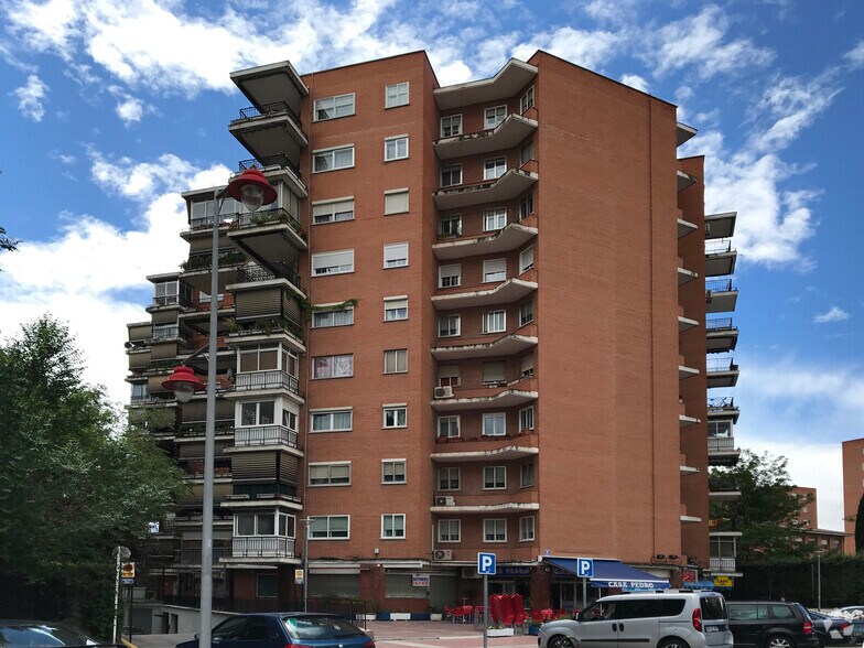 Calle Empecinado, 62, Móstoles, Madrid à vendre - Photo de l’immeuble – Image 2 sur 2
