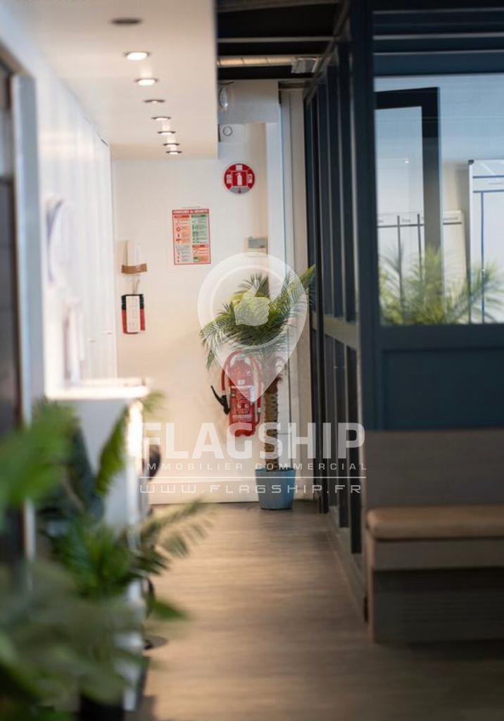 Bureau dans Clichy à louer Photo de l’immeuble– Image 1 sur 10