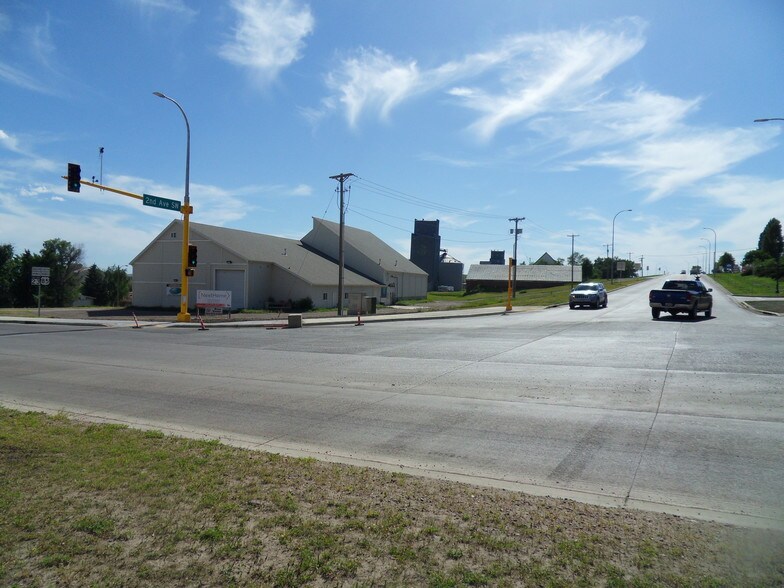 201 S Main St, Watford City, ND à vendre - Autre – Image 2 sur 10