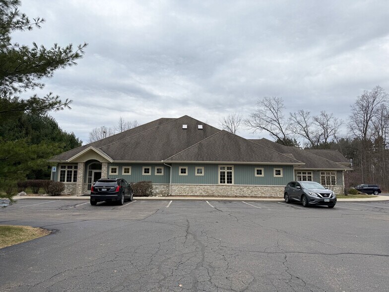 7971 Moorsbridge Rd, Portage, MI à louer - Photo de l’immeuble – Image 2 sur 27