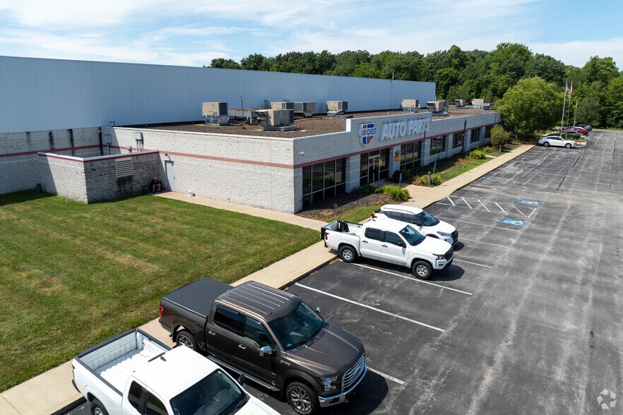 2830 Carquest Dr, Brunswick, OH à louer - Photo de l’immeuble – Image 2 sur 5