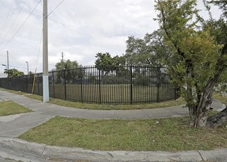 Plus de détails pour 282 NW 36th St, Miami, FL - Terrain à louer