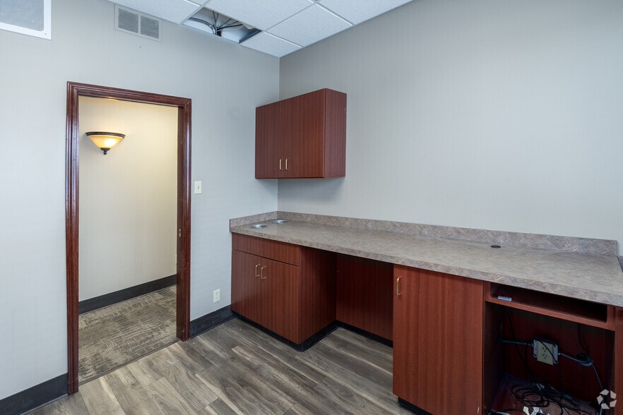 2828 E State Blvd, Fort Wayne, IN à vendre - Photo intérieure – Image 3 sur 16