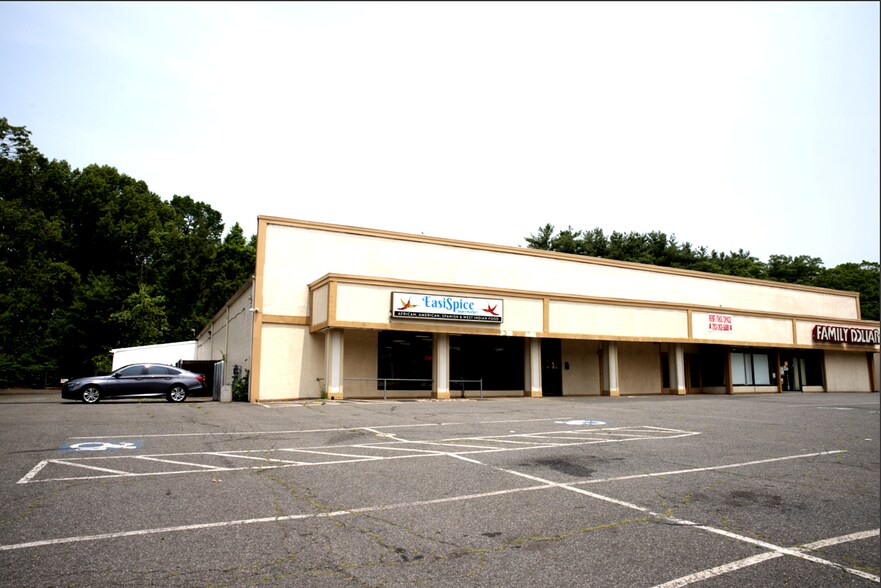 1160-1164 Burnside Ave, East Hartford, CT à louer - Photo de l’immeuble – Image 1 sur 2