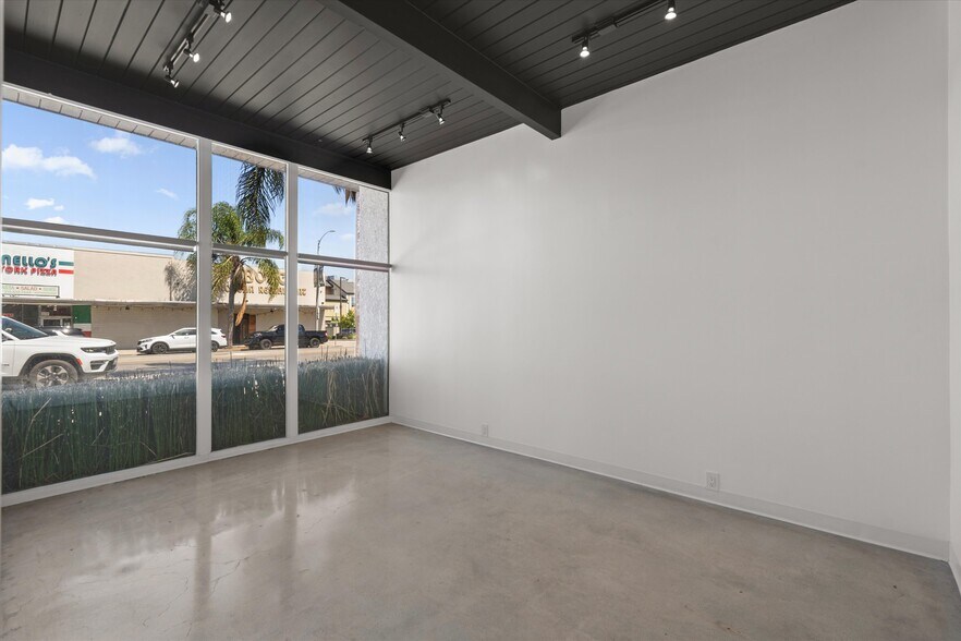 805 S Gaffey St, San Pedro, CA à vendre - Photo intérieure – Image 2 sur 21