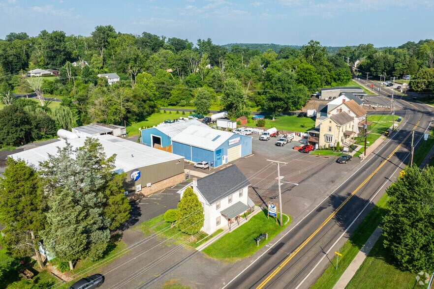 3003 Main St, Green Lane, PA à louer - Photo de l’immeuble – Image 3 sur 4