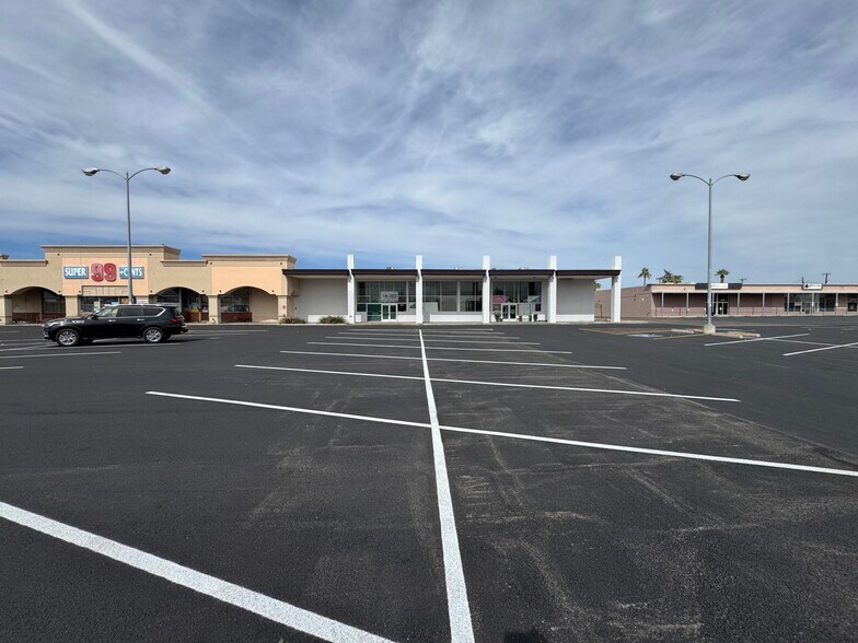 1422 E Main St, Mesa, AZ à louer - Photo de l’immeuble – Image 2 sur 2