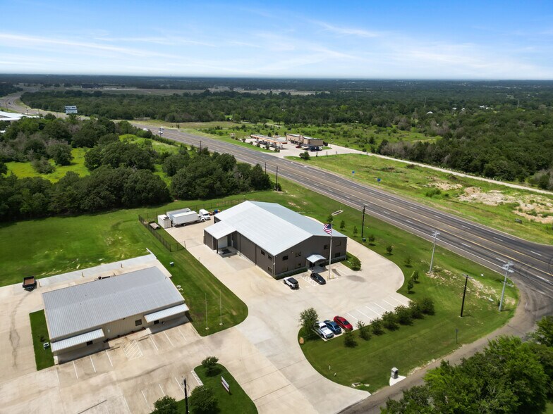 4481 Roans Chapel Rd, College Station, TX à vendre - Photo de l’immeuble – Image 2 sur 14