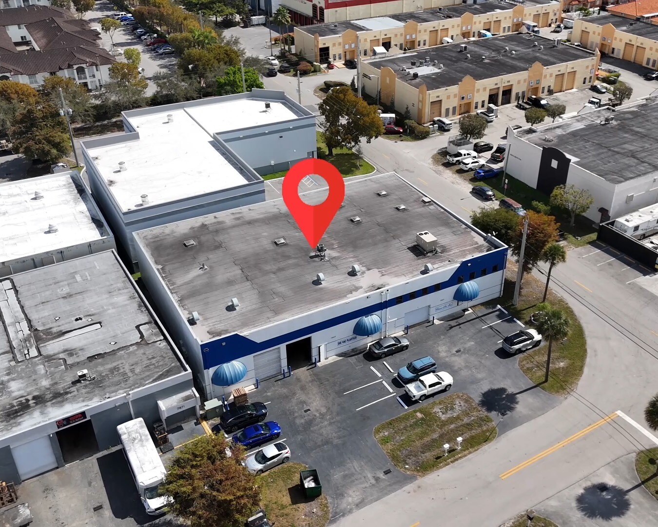 7801-7821 W 25th Ct, Hialeah, FL à louer Photo de l’immeuble– Image 1 sur 16