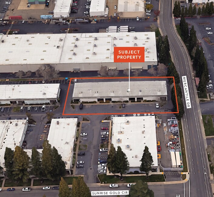 11325 Sunrise Gold Cir, Rancho Cordova, CA à louer Photo de l’immeuble– Image 1 sur 3