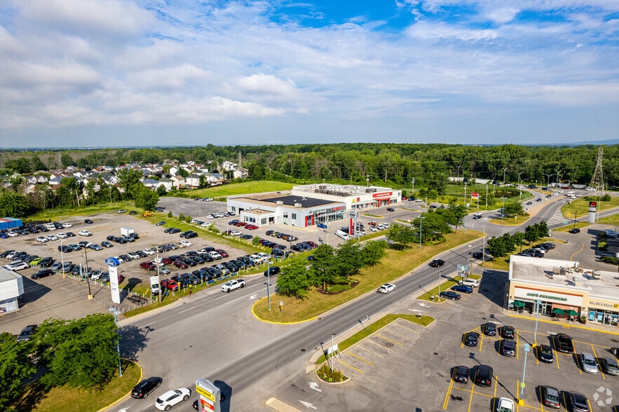 12 Boul Don-Quichotte, L'Île-Perrot, QC à vendre - Aérien – Image 2 sur 3
