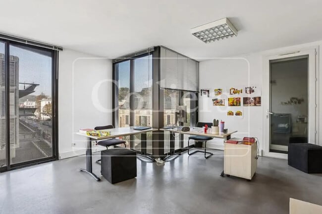 Plus de détails pour 37 Rue Pierre Poli, Issy-les-Moulineaux - Bureau à louer