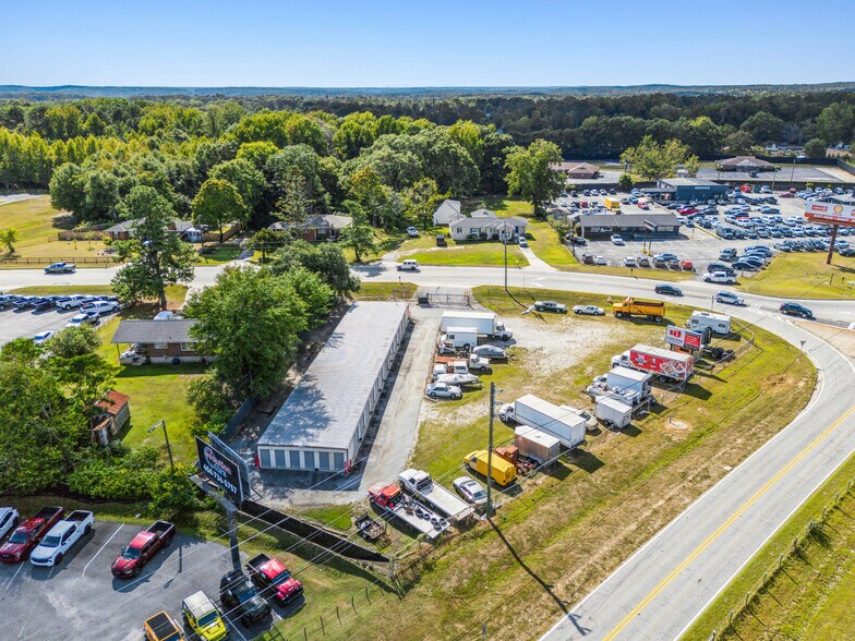 650 Smyrna Rd, Conyers, GA à vendre - Photo de l’immeuble – Image 1 sur 9