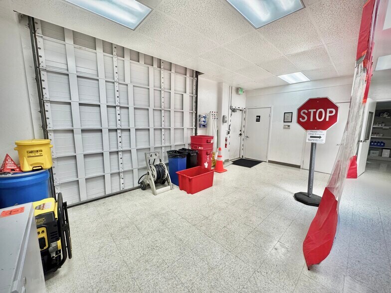 797 San Antonio Rd, Palo Alto, CA à louer - Photo de l’immeuble – Image 2 sur 19