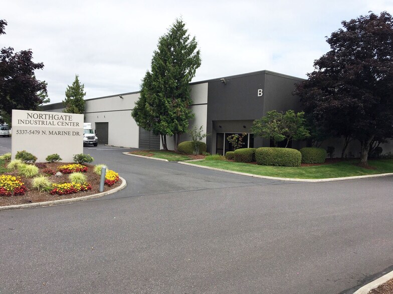 5357-5409 N Marine Dr, Portland, OR à louer - Photo principale – Image 1 sur 2