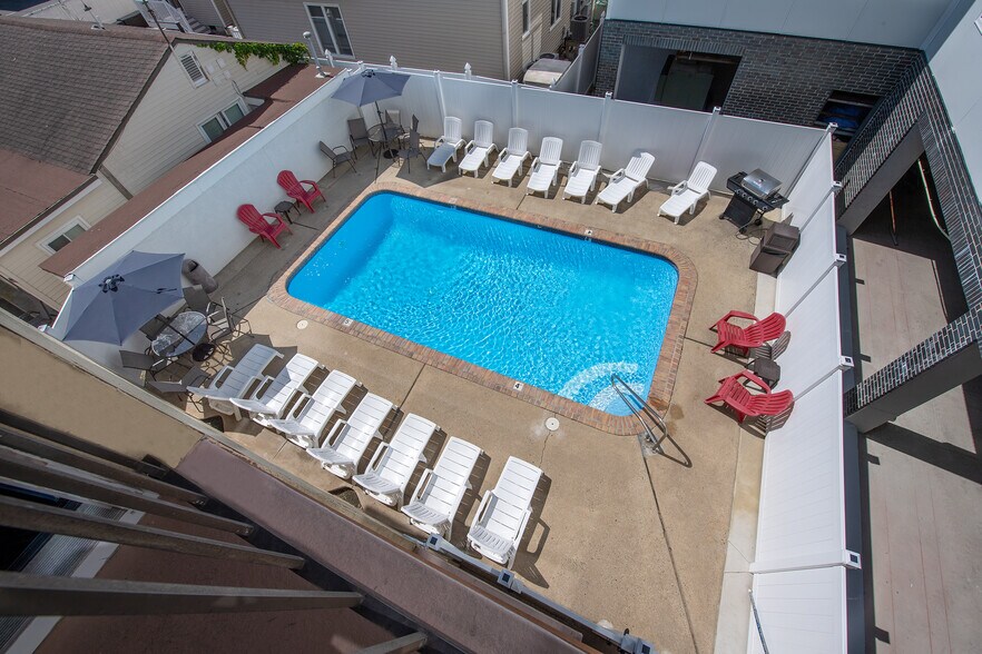 Sunburst Motel I & II portefeuille de 2 biens à vendre sur LoopNet.fr - Photo de l’immeuble – Image 3 sur 27