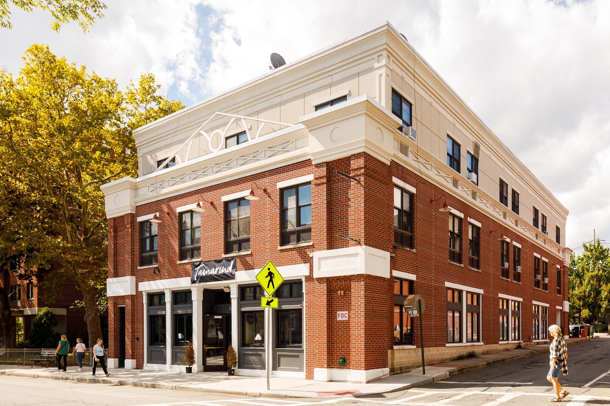 20 S Broadway, Nyack, NY à vendre Photo principale– Image 1 sur 34